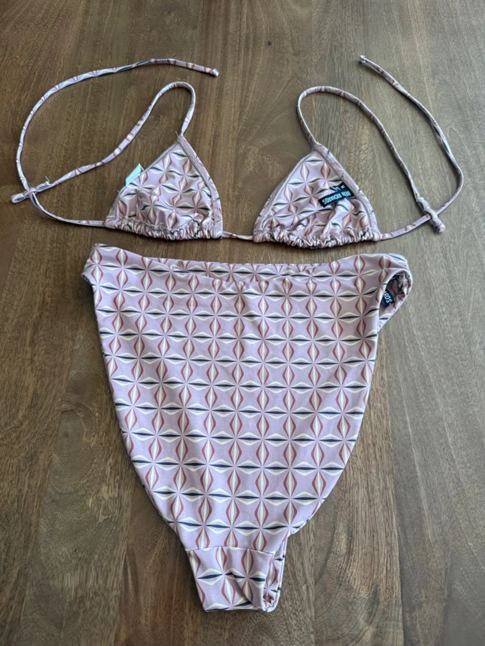 Free People x Beth Richard’s Boheme Mauve Geometric Print Triangle Bikini - Picture 2 of 6